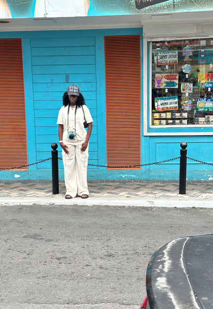 <strong>BAHAMAS </strong>| <a href="/https://www.instagram.com/_gene.antwi_" target="_blank" title="/https://www.instagram.com/_gene.antwi_">@_gene.antwi_</a>